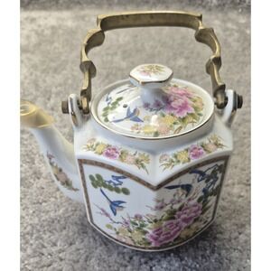 Vtg Japanese Porcelain Teapot Brass Handle w/ Flowers Birds Gold Trim Homco